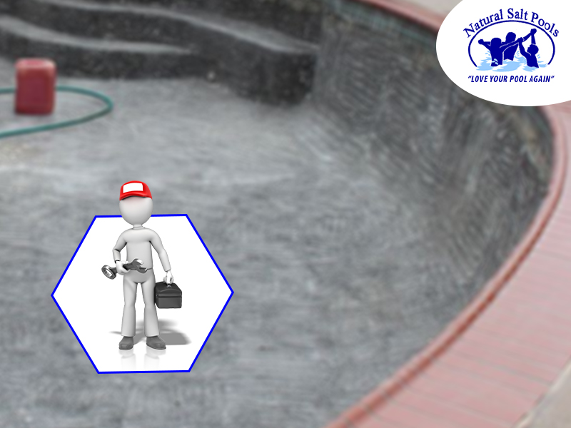 extremely-damaged-pool-for-plastering-process